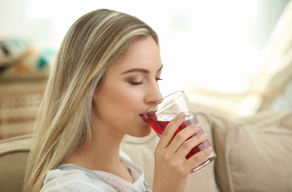 The Delicious Sip that BANISHES BELLY BLOAT FOR GOOD!
